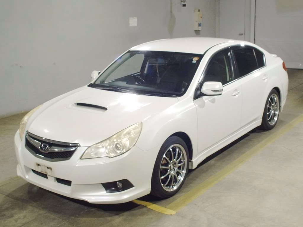 SUBARU LEGACY B4