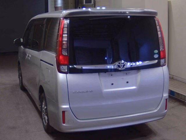 TOYOTA ESQUIRE