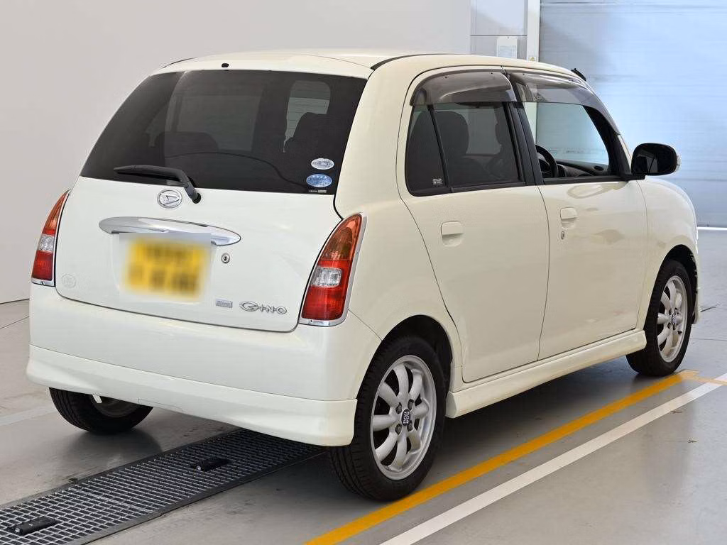 DAIHATSU MIRA GINO