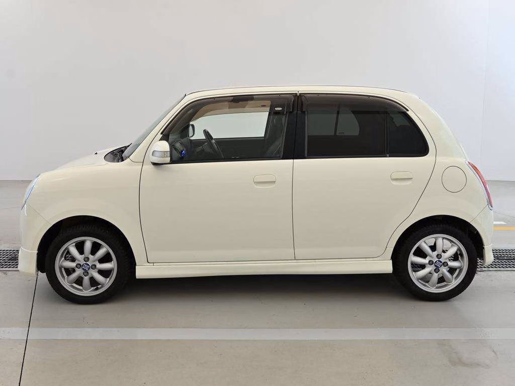 DAIHATSU MIRA GINO