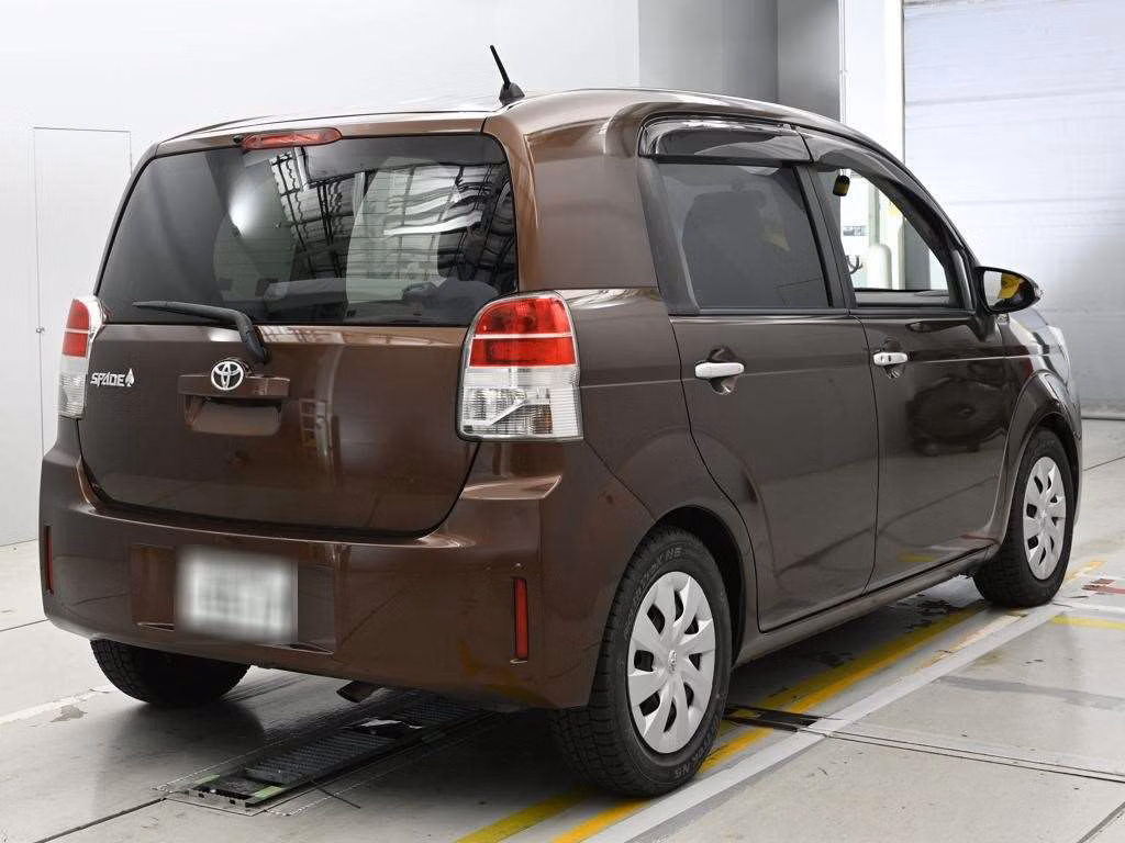 TOYOTA SPADE