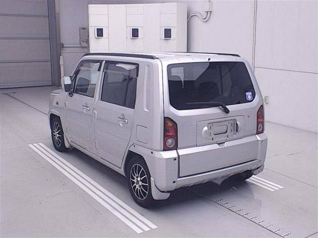 DAIHATSU NAKED