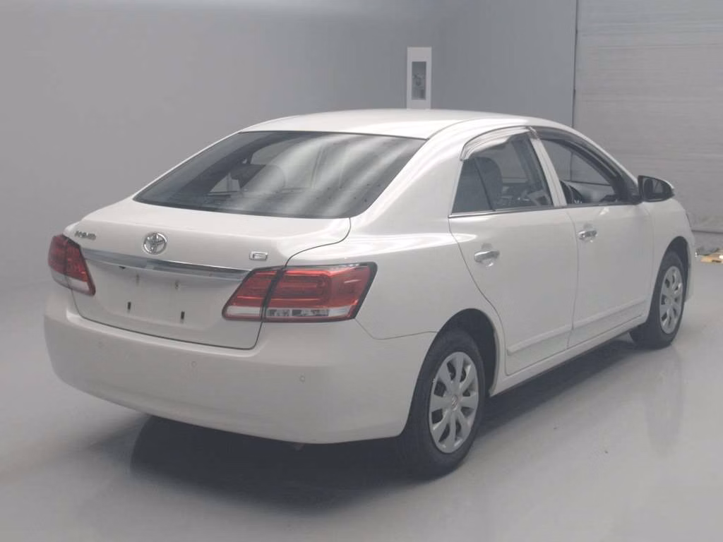TOYOTA PREMIO