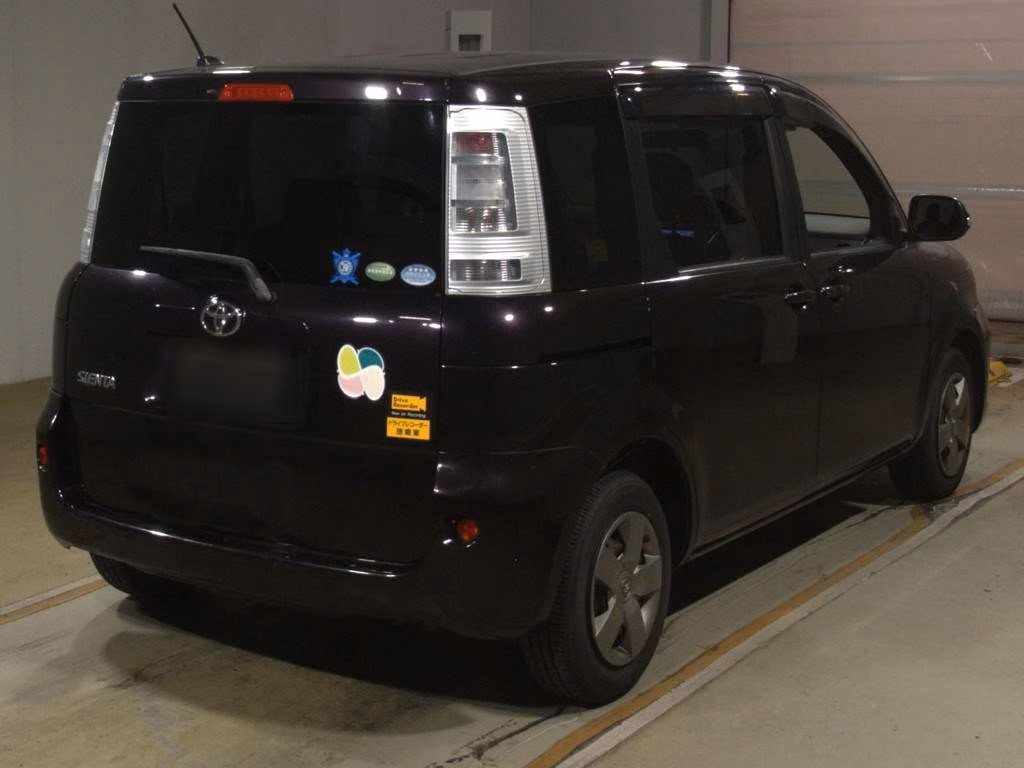 TOYOTA SIENTA