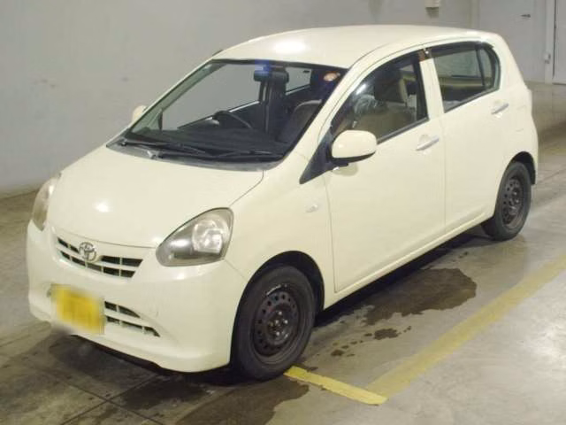 TOYOTA PIXIS EPOCH
