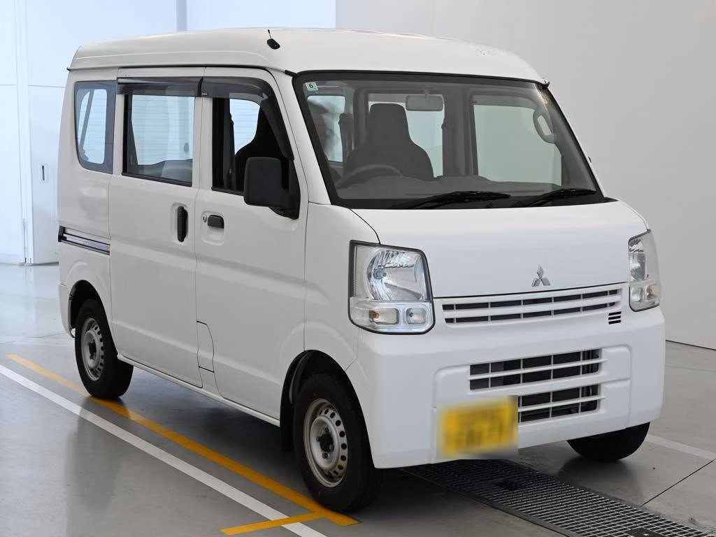 MITSUBISHI MINICAB