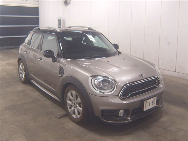 MINI CROSSOVER