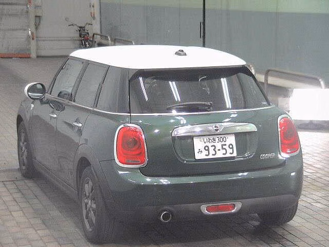 MINI HATCH