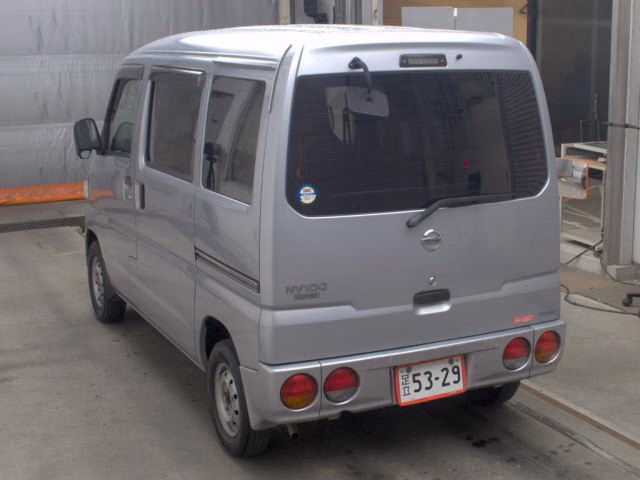 NISSAN NV100 CLIPPER
