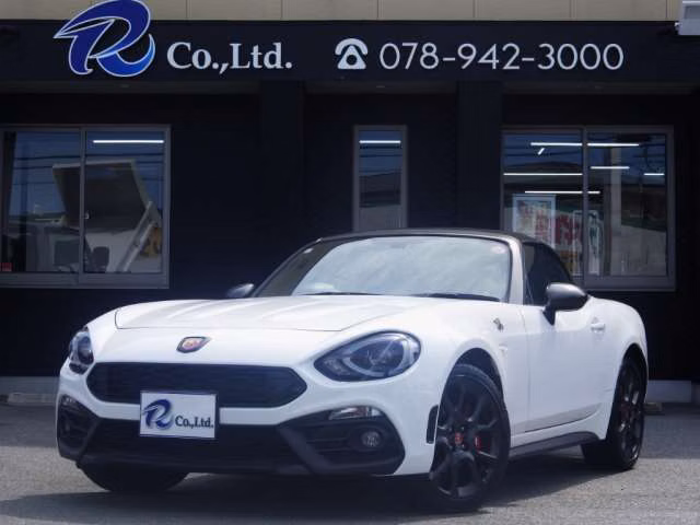 Abarth 124 Spider
