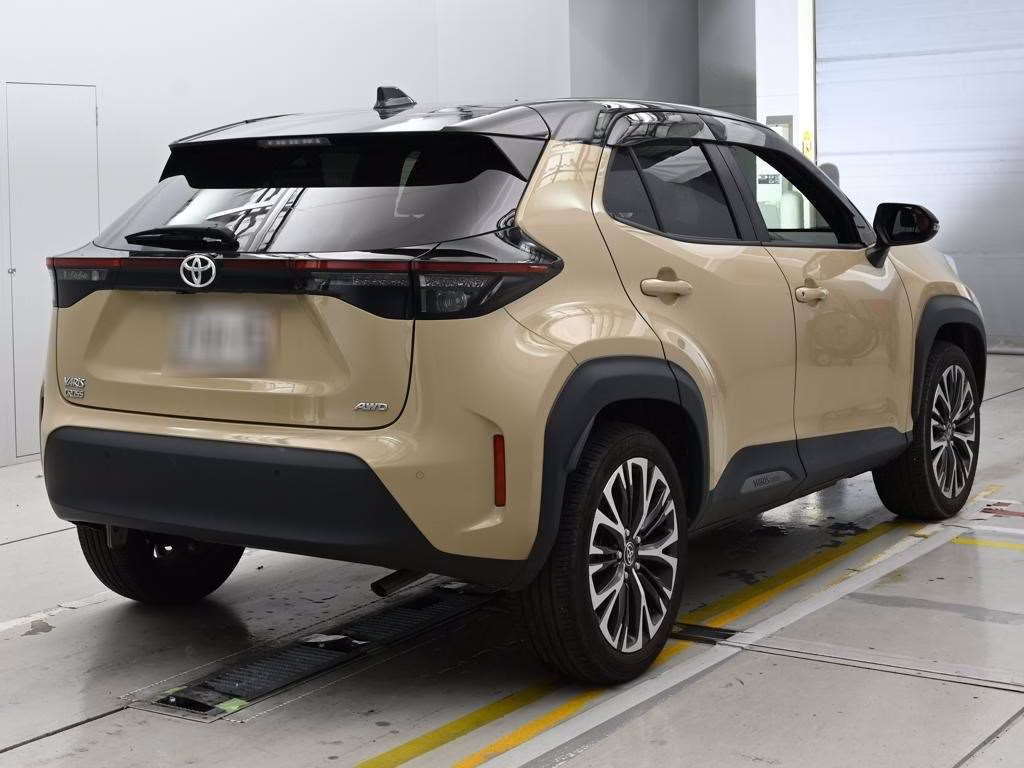 TOYOTA YARIS CROSS