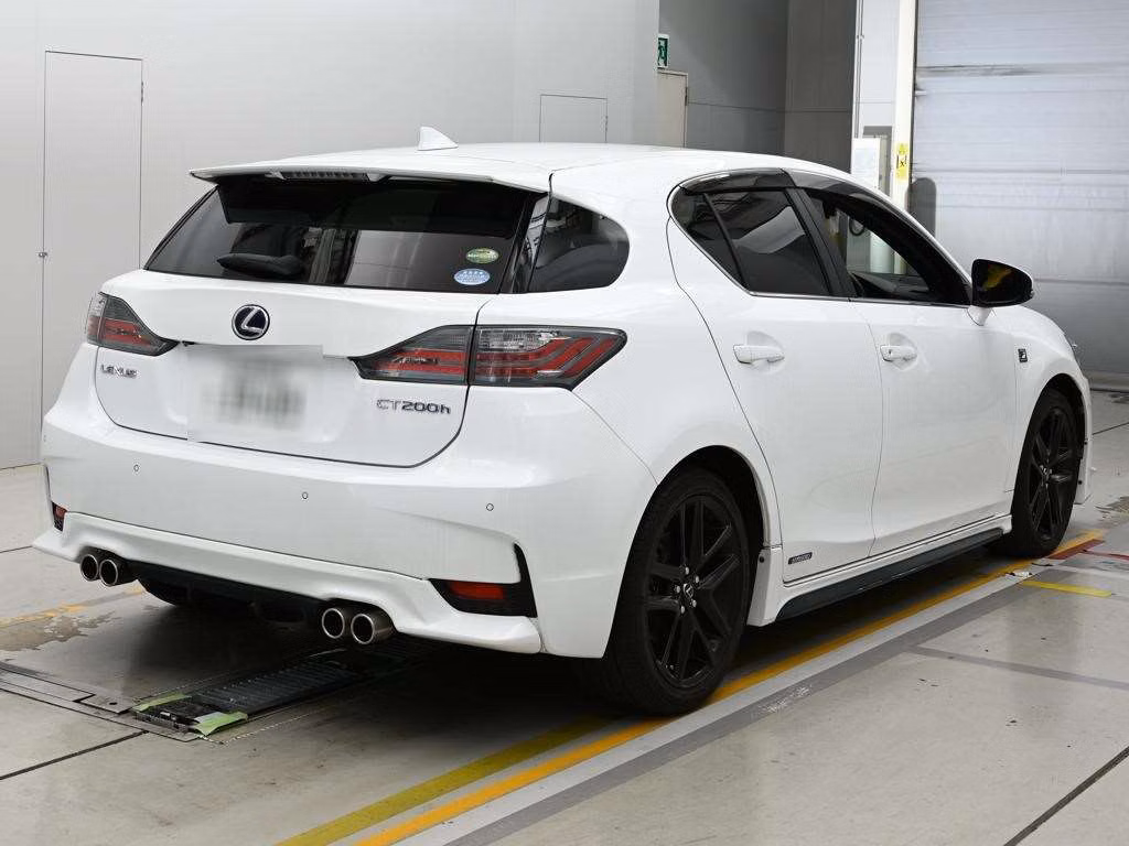 LEXUS CT200H