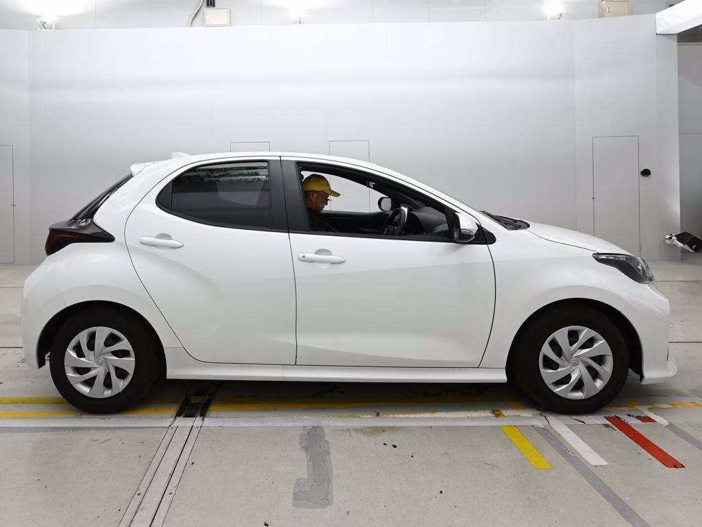 TOYOTA YARIS