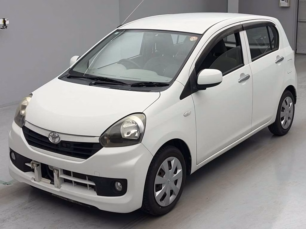 TOYOTA PIXIS EPOCH