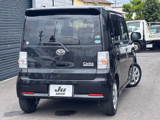 DAIHATSU MOVE CONTE