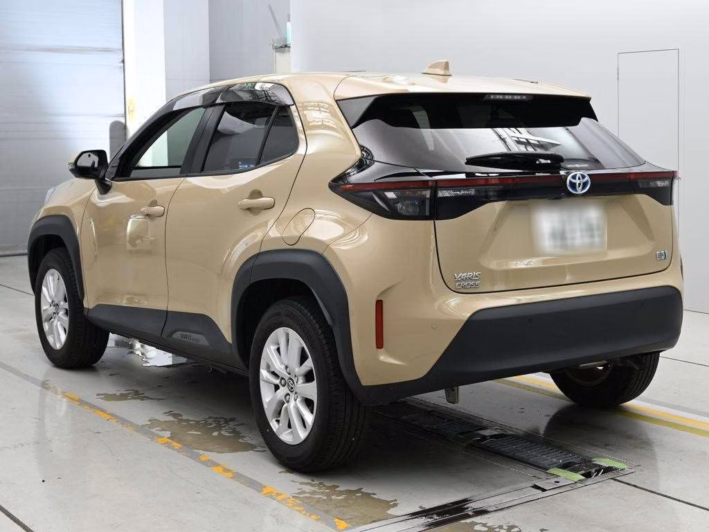 TOYOTA YARIS CROSS