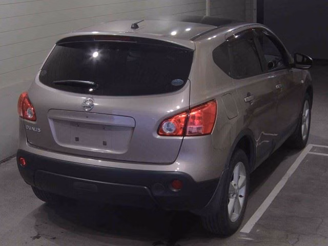 NISSAN DUALIS