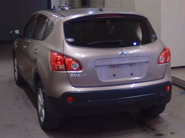 NISSAN DUALIS