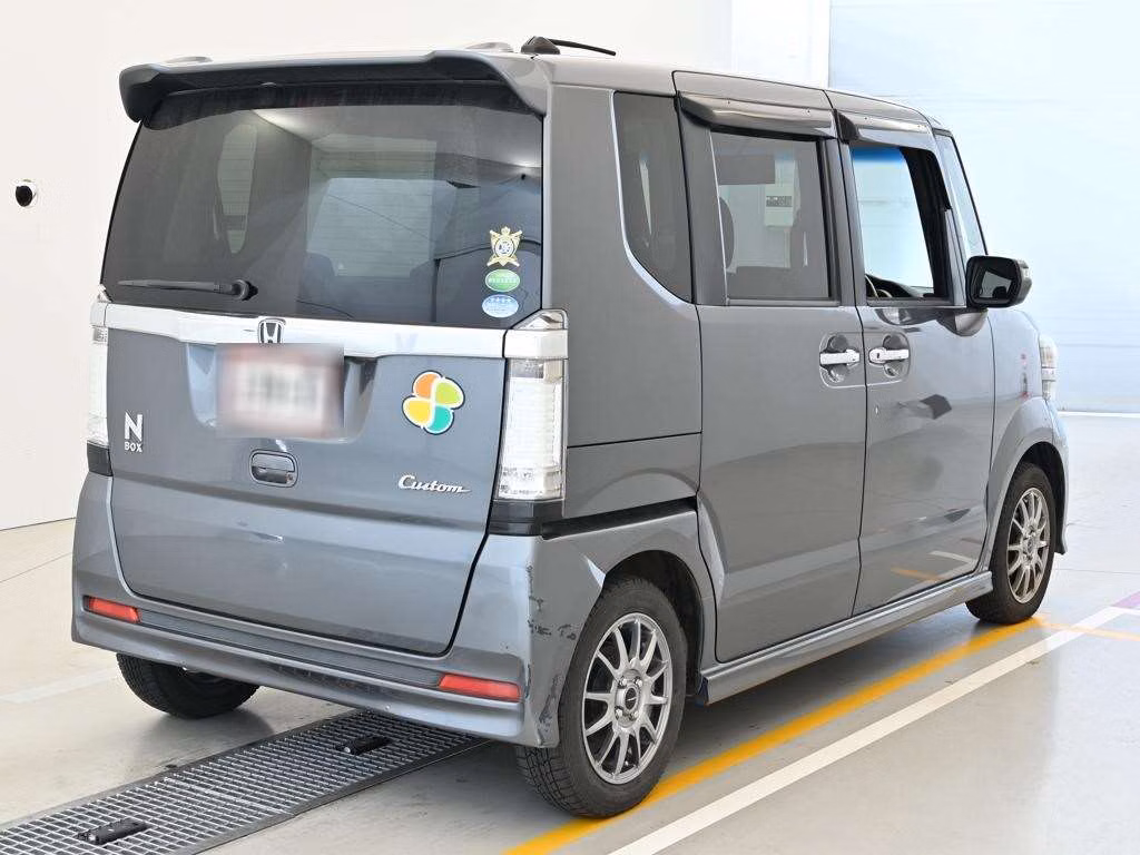 HONDA N-BOX