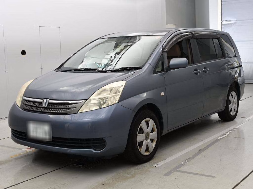 TOYOTA ISIS