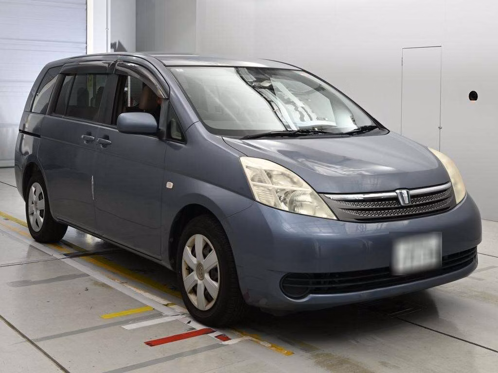 TOYOTA ISIS