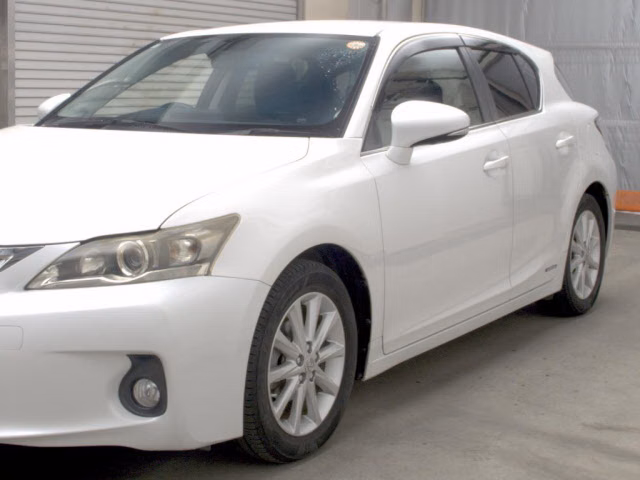 LEXUS CT200H