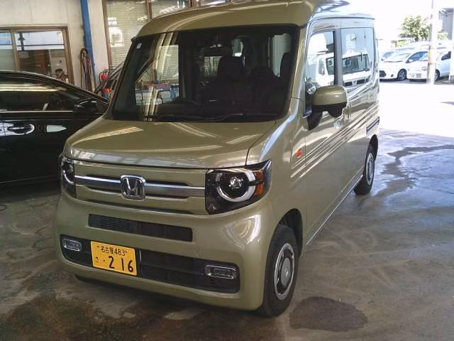 HONDA N-VAN