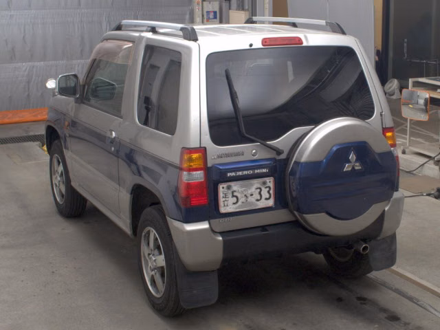 MITSUBISHI PAJERO MINI