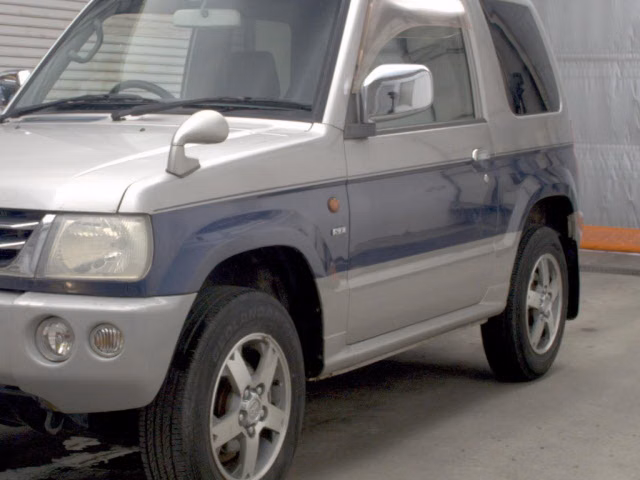 MITSUBISHI PAJERO MINI