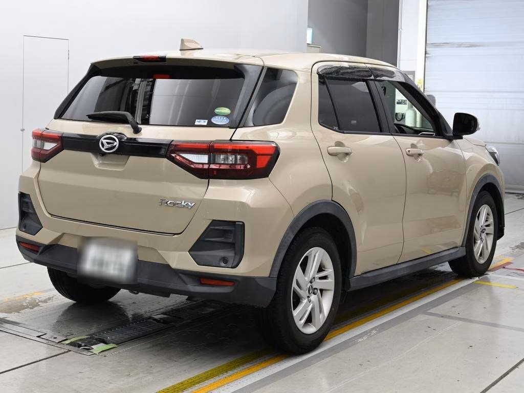 DAIHATSU ROCKY