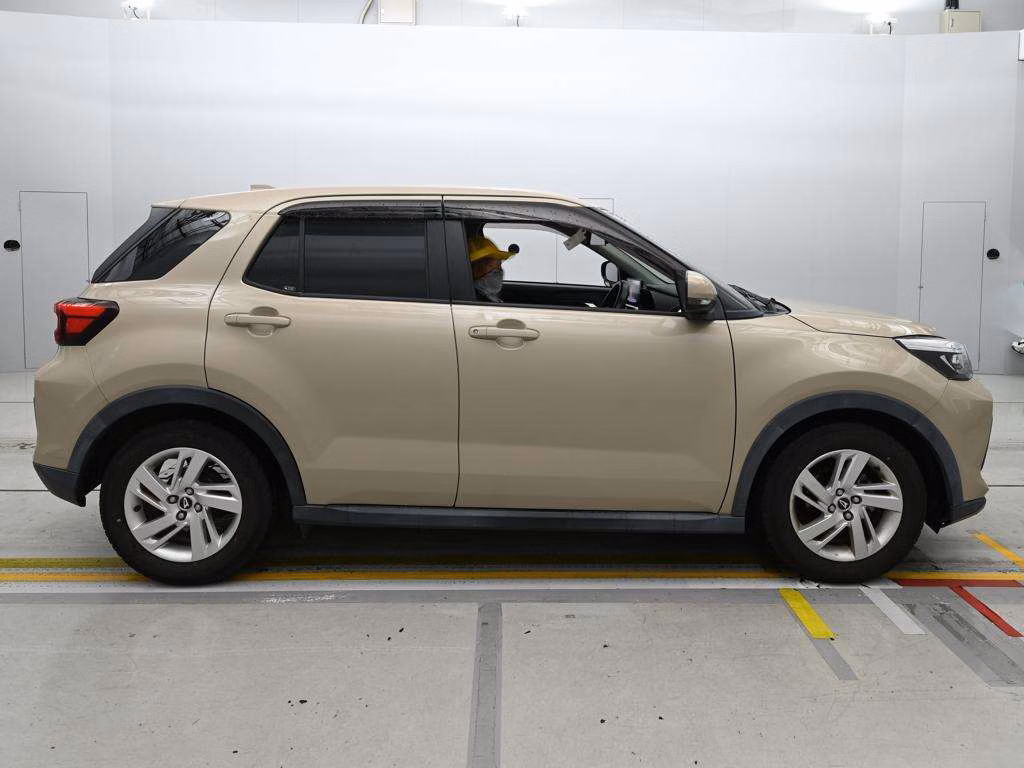 DAIHATSU ROCKY