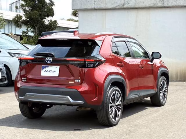 TOYOTA YARIS CROSS