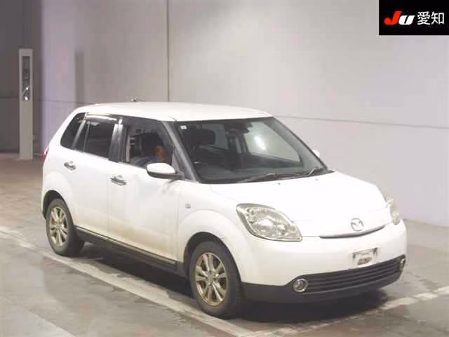 MAZDA VERISA