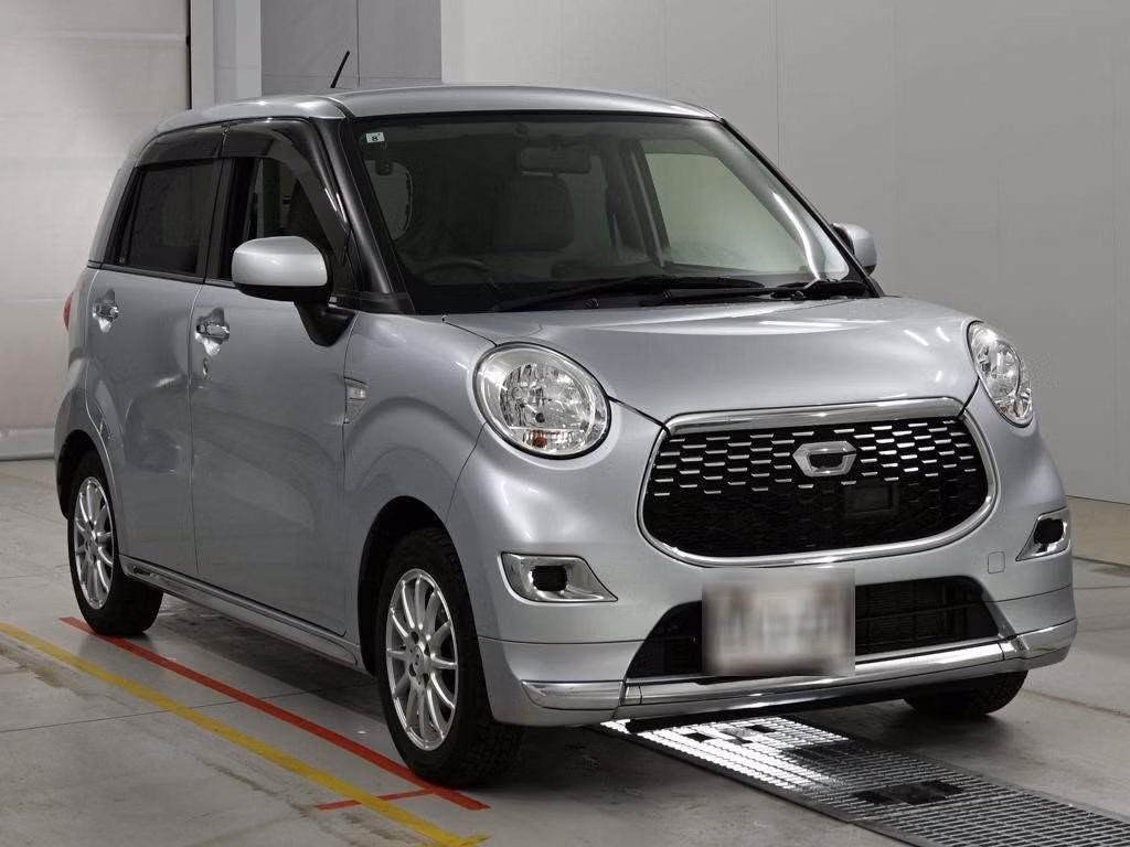 DAIHATSU CAST