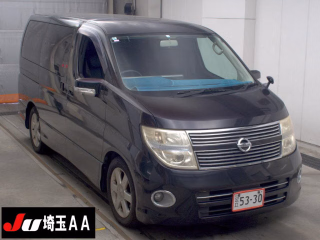 NISSAN ELGRAND