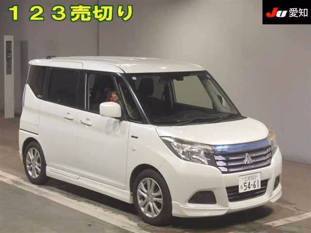 MITSUBISHI DELICA D:2