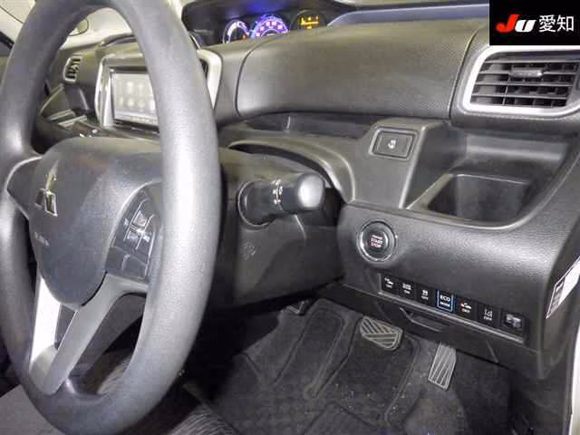 MITSUBISHI DELICA D:2