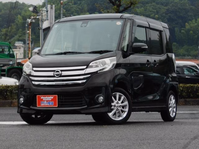 Nissan DAYZ Roox