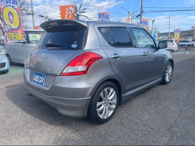 SUZUKI SWIFT
