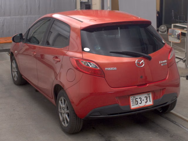 MAZDA DEMIO