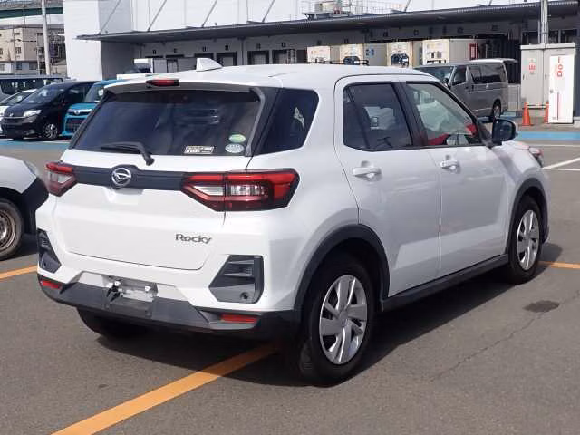DAIHATSU ROCKY