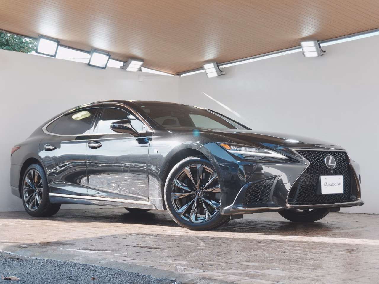 Lexus LS500