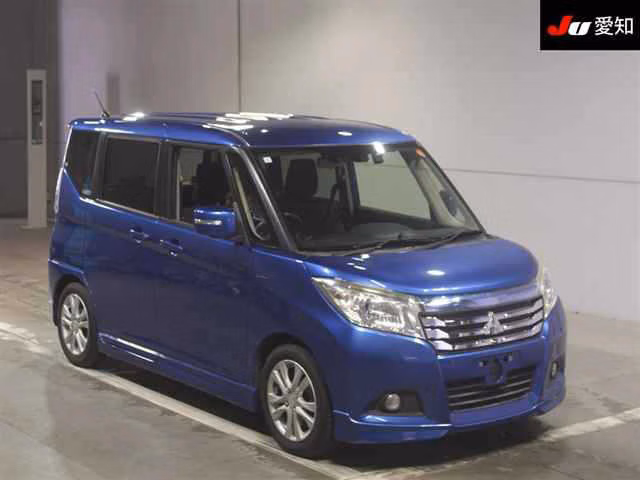 MITSUBISHI DELICA D:2