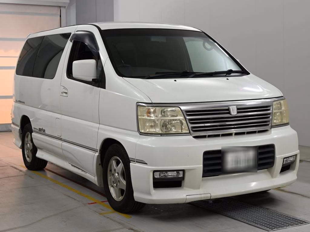 NISSAN ELGRAND