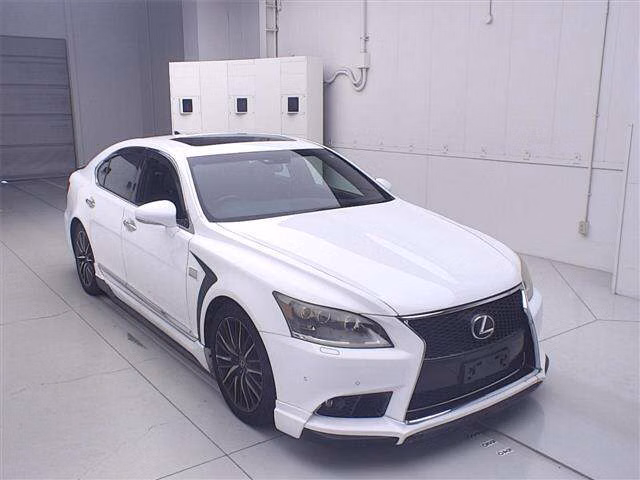 Lexus LS460