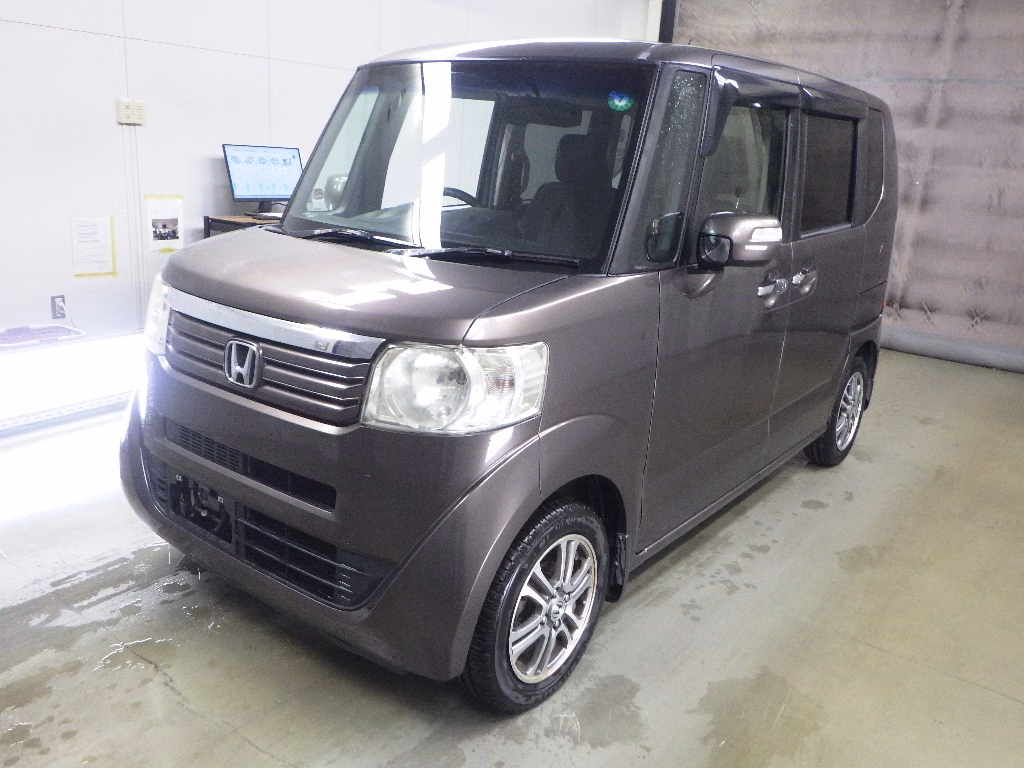 HONDA N-BOX