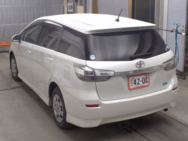 TOYOTA WISH