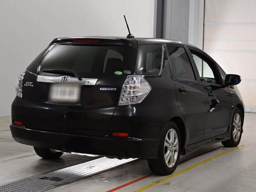 HONDA FIT SHUTTLE