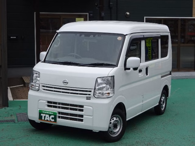 NISSAN NV100 CLIPPER