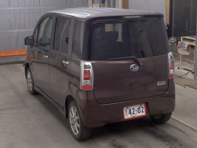 DAIHATSU TANTO EXE